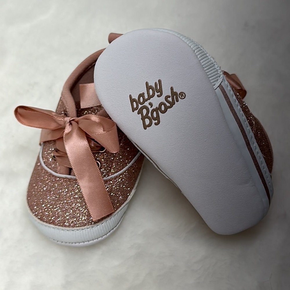 Baby Bgosh in EUC Size:2. (3-6months) - Picture 5 of 5